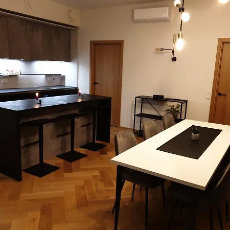 2-bedroom Roof Terrace With An Amazing Old Town View Lejlighed *
